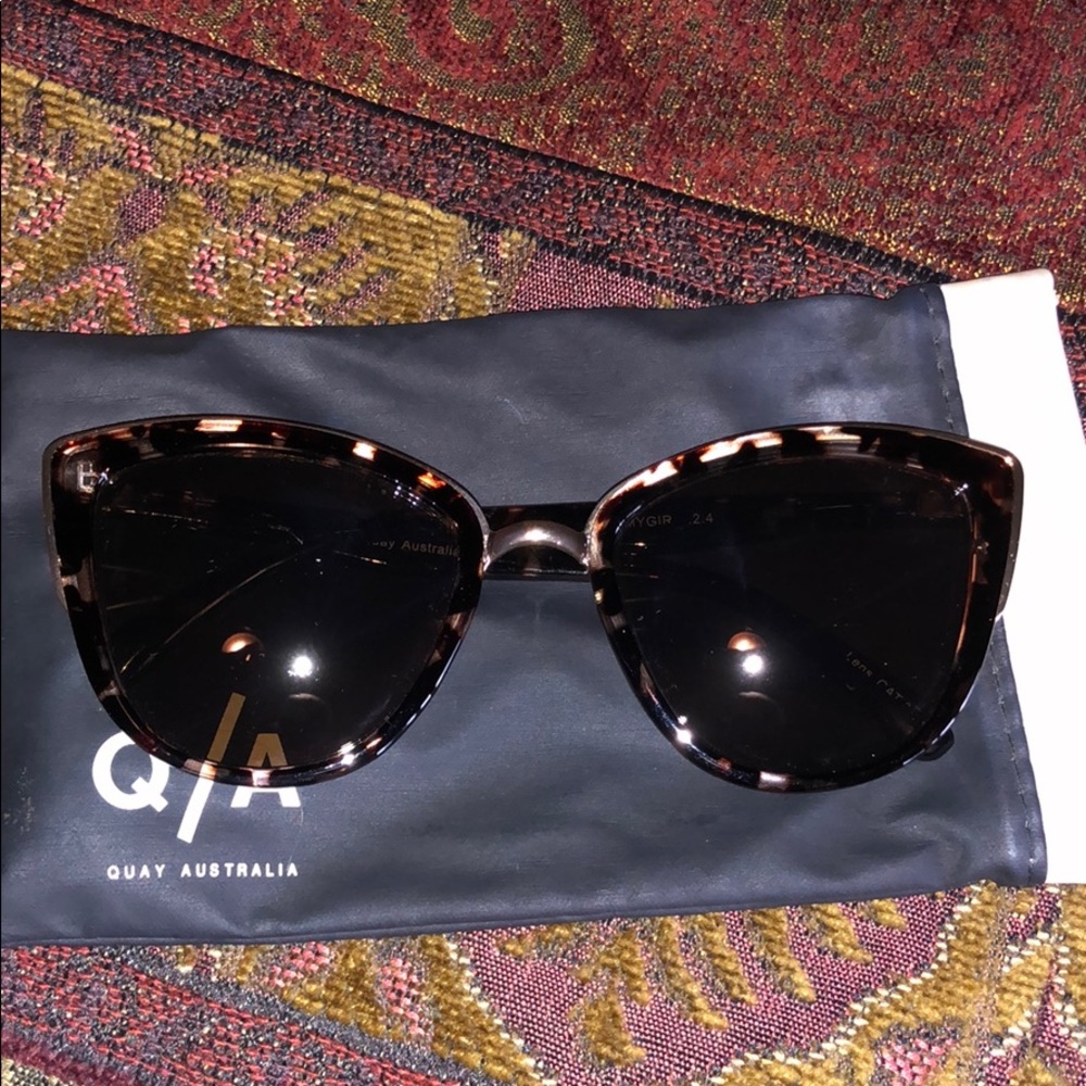My girl Quay sunglasses